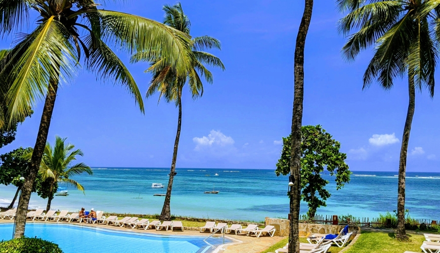 🌴 Odkryj magiczne wybrzeże Kenii! 🏝✨